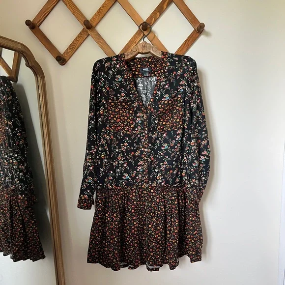 Maeve by Anthropologie Marlie Floral Button Front Tunic Dress - Picture 3 of 5